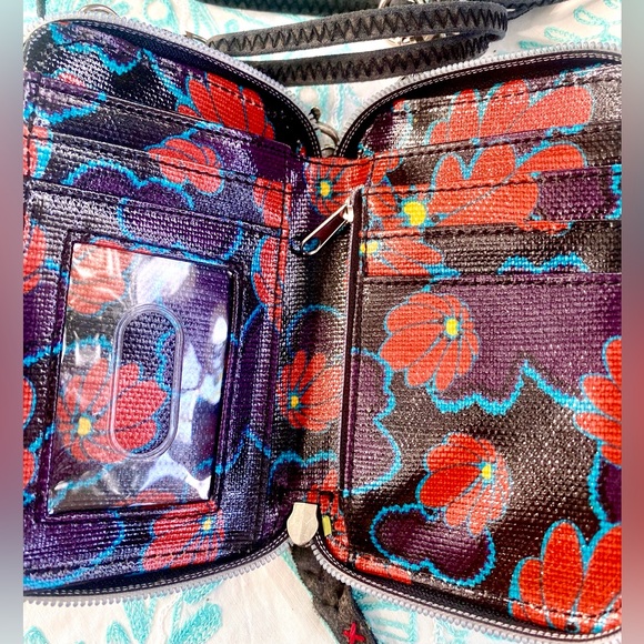 Sakroots Crossbody Wallet/Purse - Picture 4 of 5
